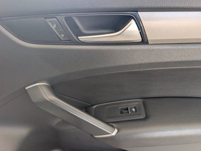 2022 Volkswagen Passat 2.0T SE