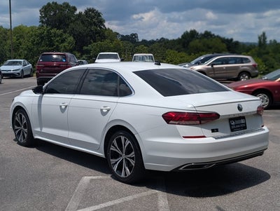 2022 Volkswagen Passat 2.0T SE