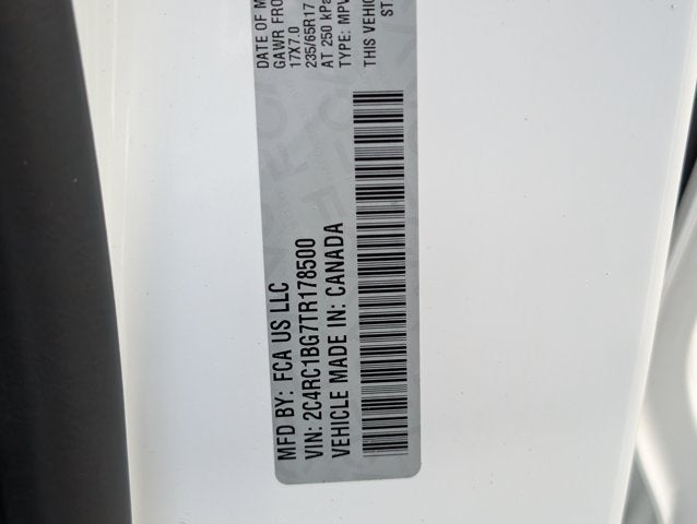2026 Chrysler Pacifica Select