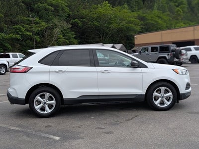 2020 Ford Edge SE
