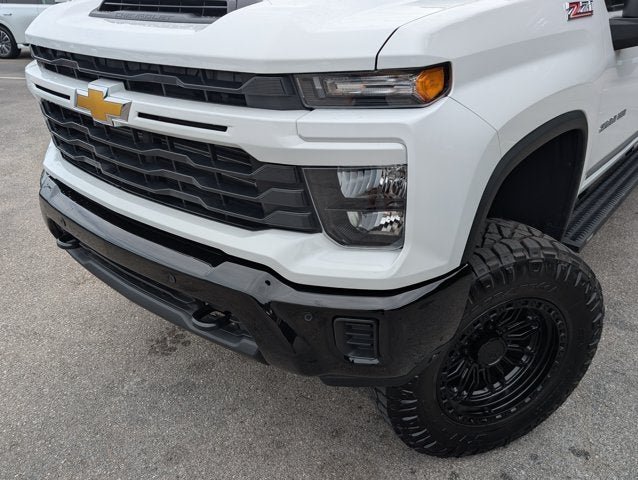 2025 Chevrolet Silverado 2500HD Custom
