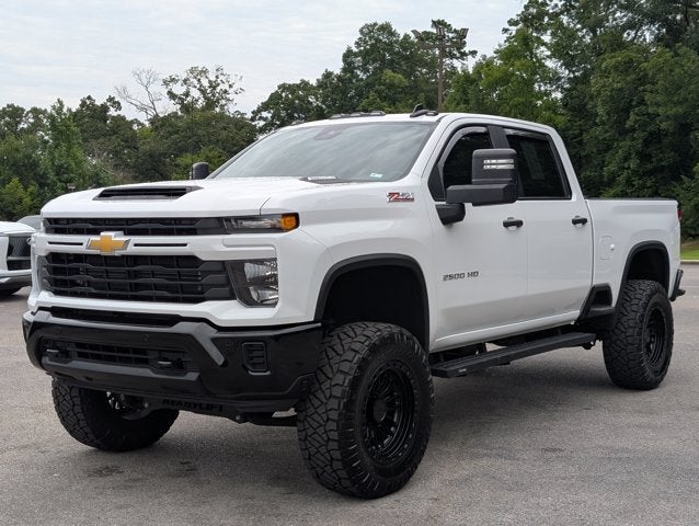 2025 Chevrolet Silverado 2500HD Custom