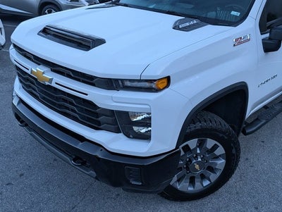 2024 Chevrolet Silverado 2500HD Custom