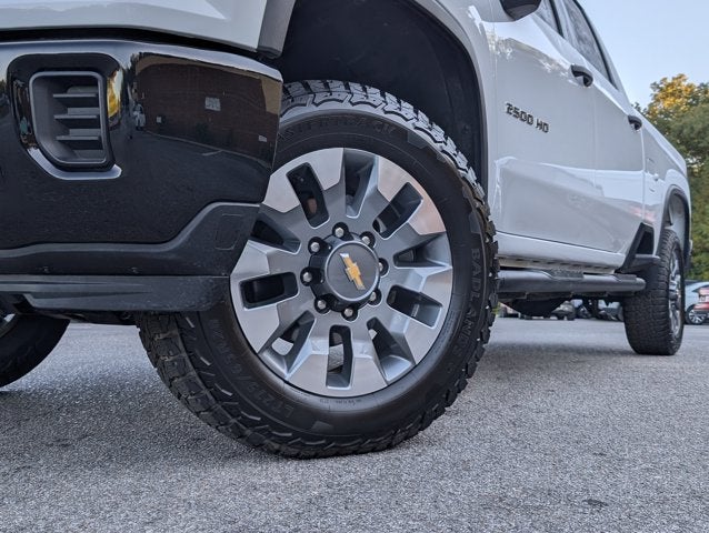 2024 Chevrolet Silverado 2500HD Custom