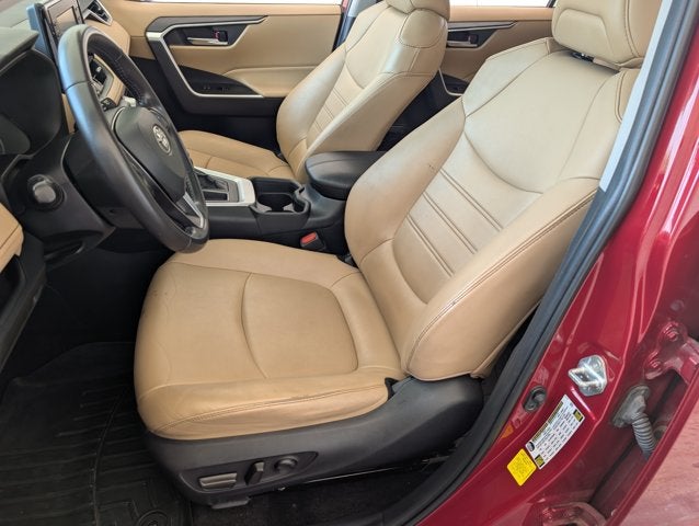 2019 Toyota RAV4 XLE Premium