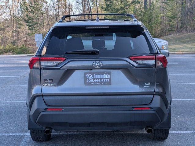 2020 Toyota RAV4 LE