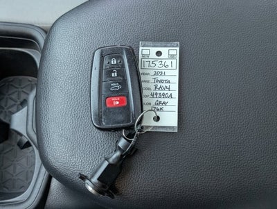 2021 Toyota RAV4 XLE