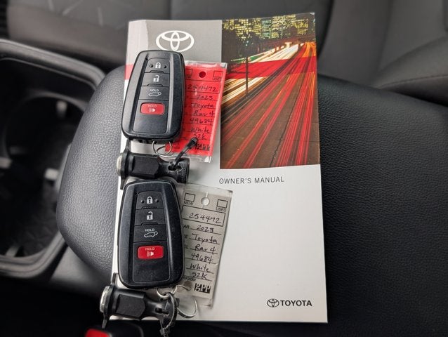 2023 Toyota RAV4 XLE