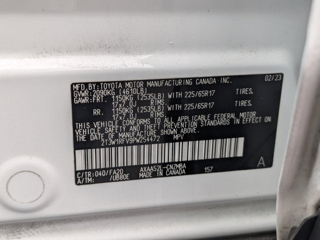 2023 Toyota RAV4 XLE