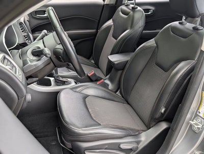 2020 Jeep Compass Latitude w/Sun/Wheel Pkg