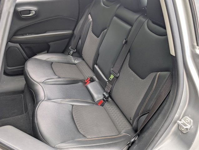 2020 Jeep Compass Latitude w/Sun/Wheel Pkg
