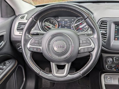 2020 Jeep Compass Latitude w/Sun/Wheel Pkg