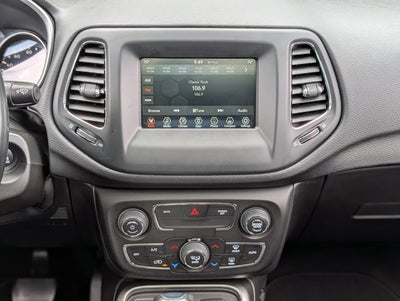 2020 Jeep Compass Latitude w/Sun/Wheel Pkg
