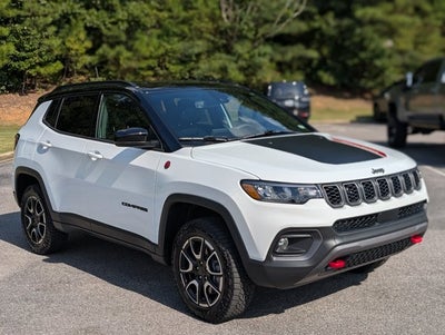 2025 Jeep Compass Trailhawk