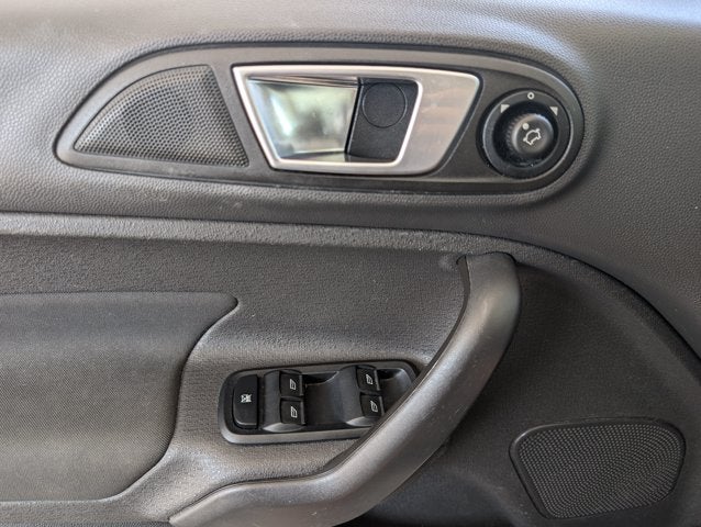 2016 Ford Fiesta SE
