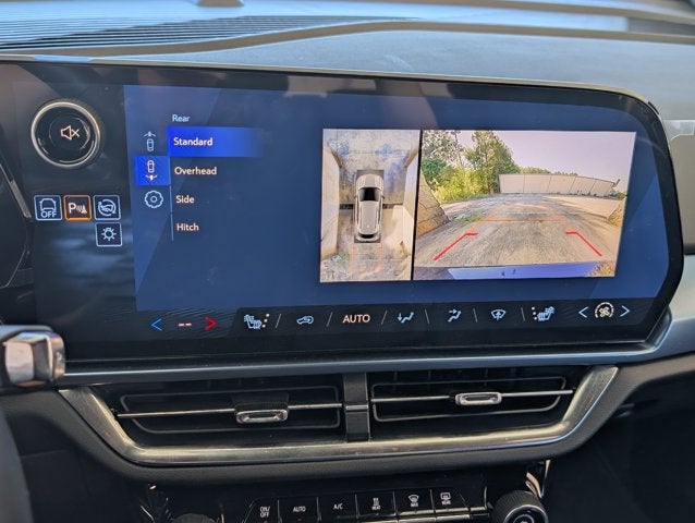 2024 Chevrolet Equinox EV LT