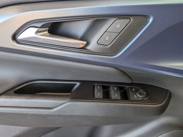 2024 Chevrolet Equinox EV LT