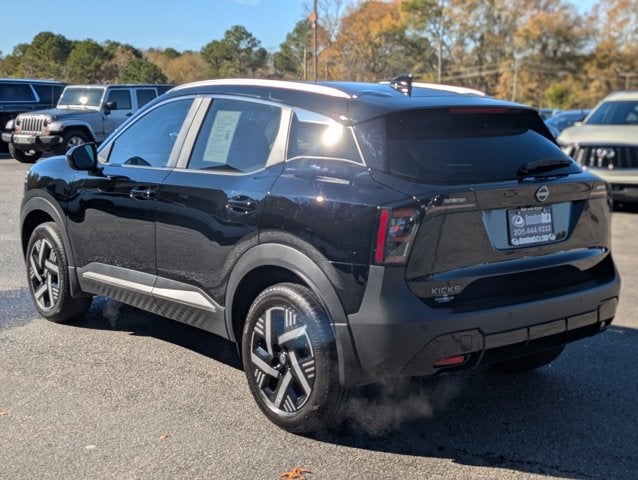 2025 Nissan Kicks SV