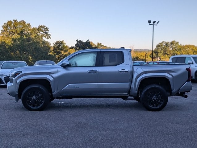 2026 Toyota Tacoma 4WD SR5