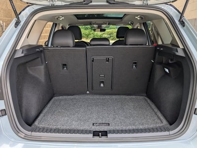 2025 Volkswagen Taos SE Black