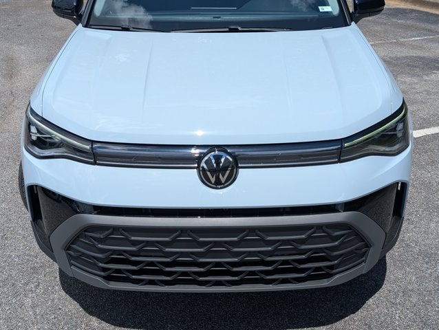 2025 Volkswagen Taos SE Black