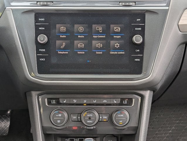 2020 Volkswagen Tiguan SE