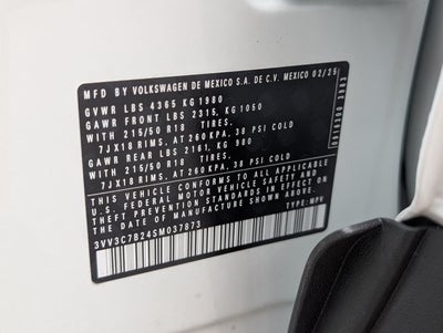 2025 Volkswagen Taos SE Black