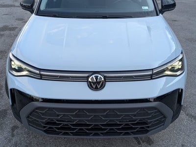 2025 Volkswagen Taos SE Black
