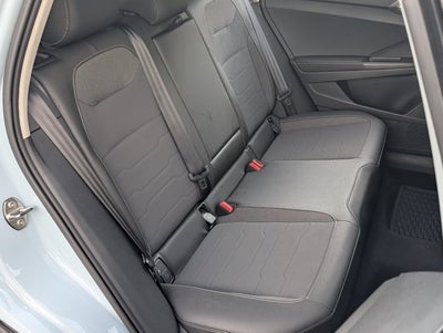 2025 Volkswagen Taos SE Black
