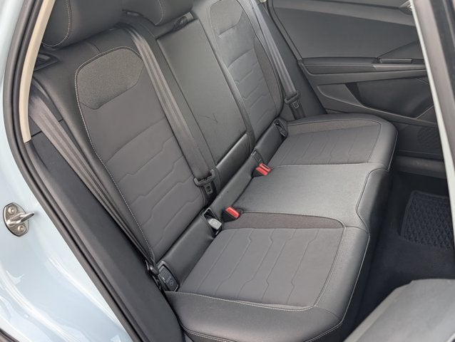 2025 Volkswagen Taos SE Black