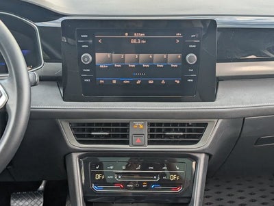 2025 Volkswagen Taos SE Black