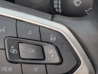 2025 Volkswagen Taos SE Black