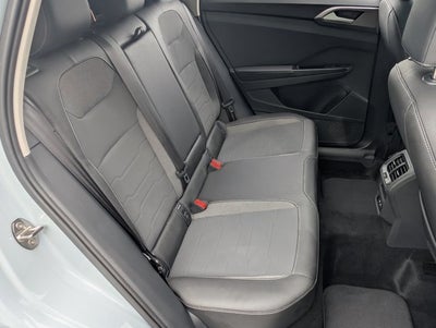 2026 Volkswagen Taos SE Black