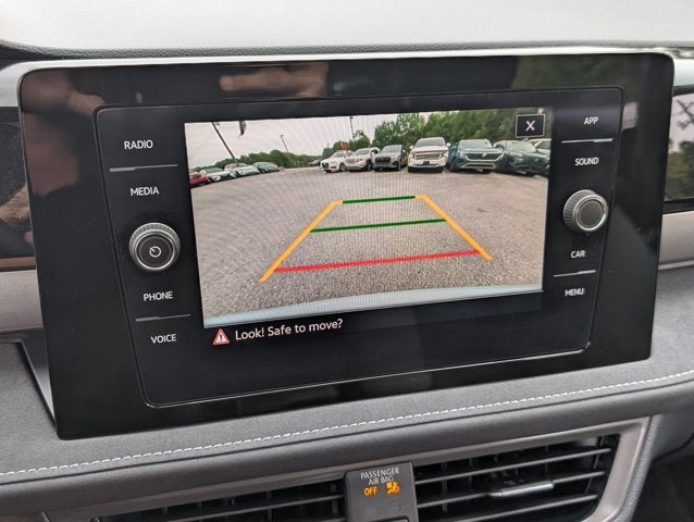 2026 Volkswagen Taos SE Black