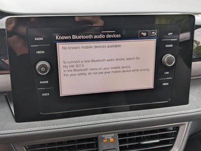 2026 Volkswagen Taos SE Black