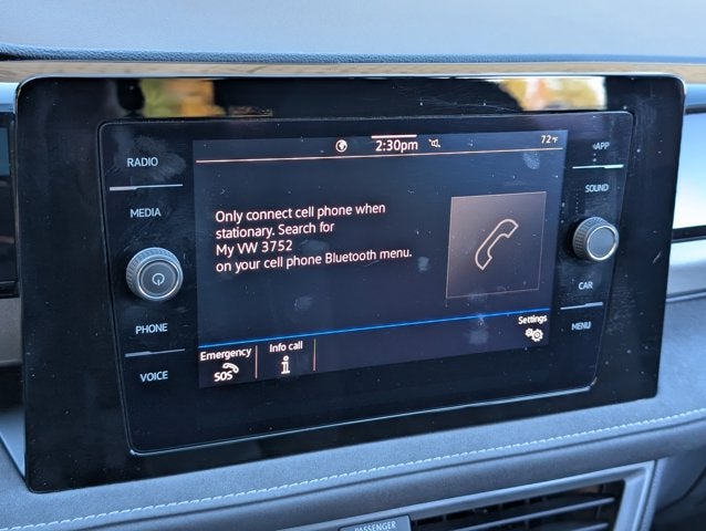 2025 Volkswagen Taos SE Black