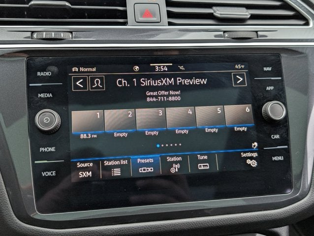 2024 Volkswagen Tiguan SEL R-Line