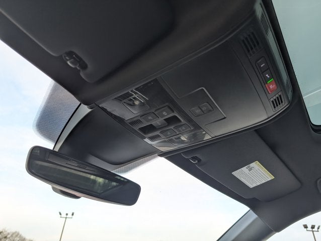 2024 Volkswagen Tiguan SEL R-Line