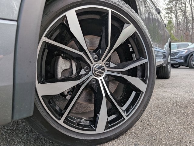 2024 Volkswagen Tiguan SEL R-Line