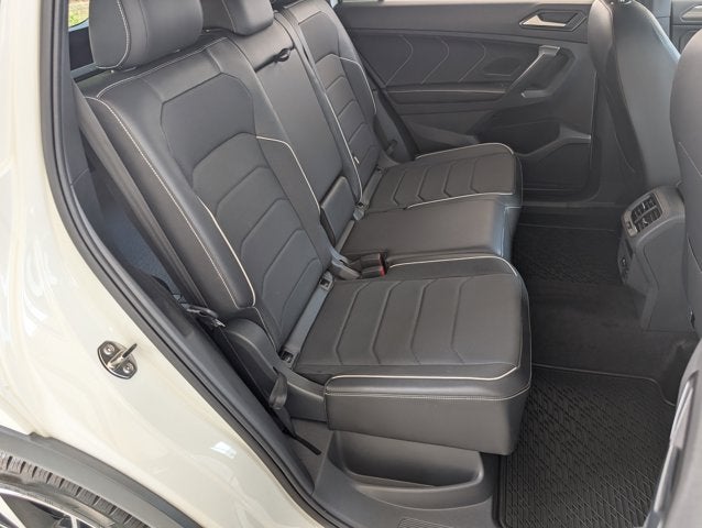 2024 Volkswagen Tiguan SEL R-Line