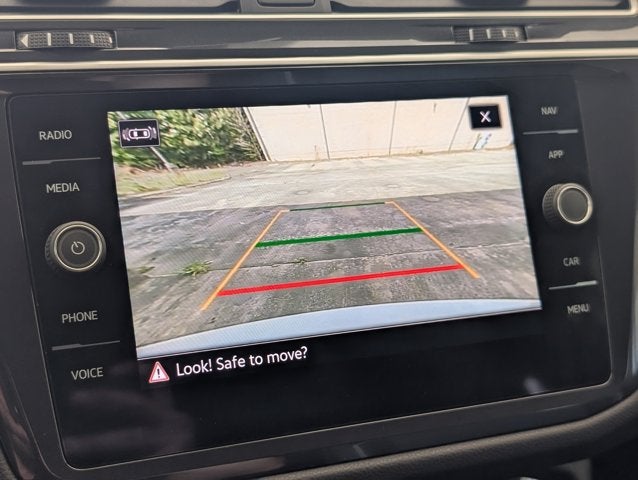 2024 Volkswagen Tiguan SEL R-Line