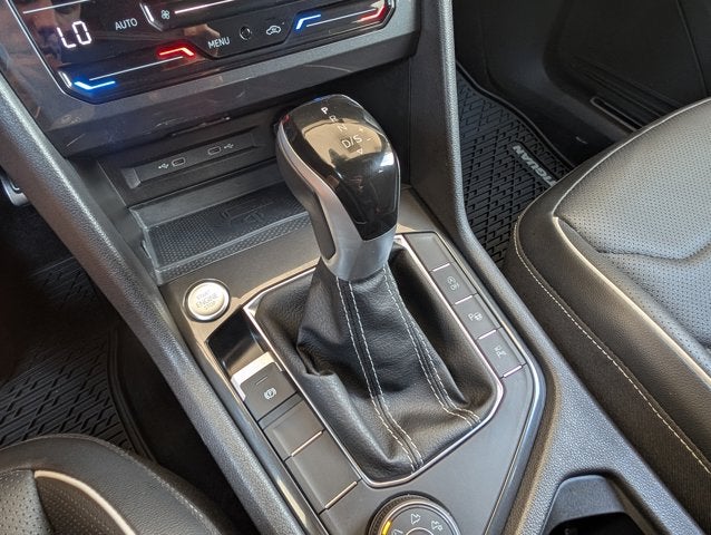 2024 Volkswagen Tiguan SEL R-Line