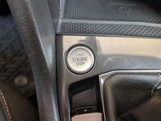 2024 Volkswagen Tiguan SEL R-Line