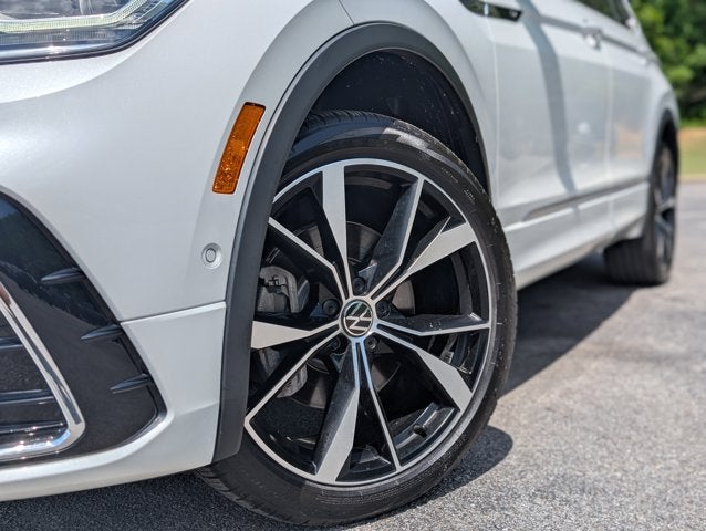 2024 Volkswagen Tiguan SEL R-Line