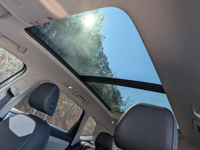 2025 Volkswagen Taos SEL