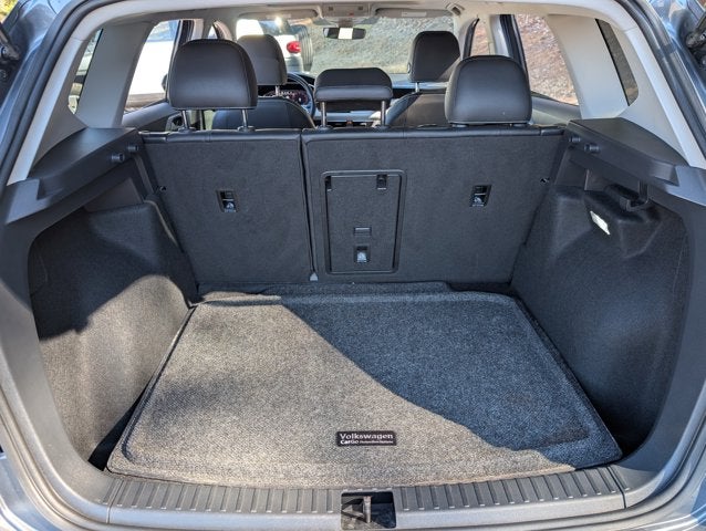 2025 Volkswagen Taos SEL