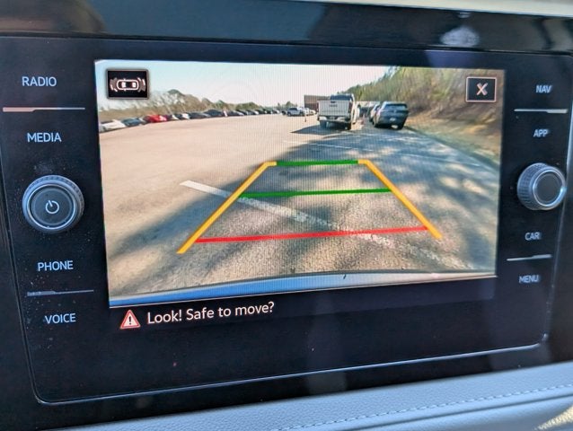 2025 Volkswagen Taos SEL