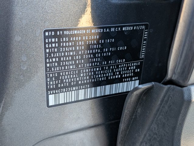 2025 Volkswagen Taos SEL