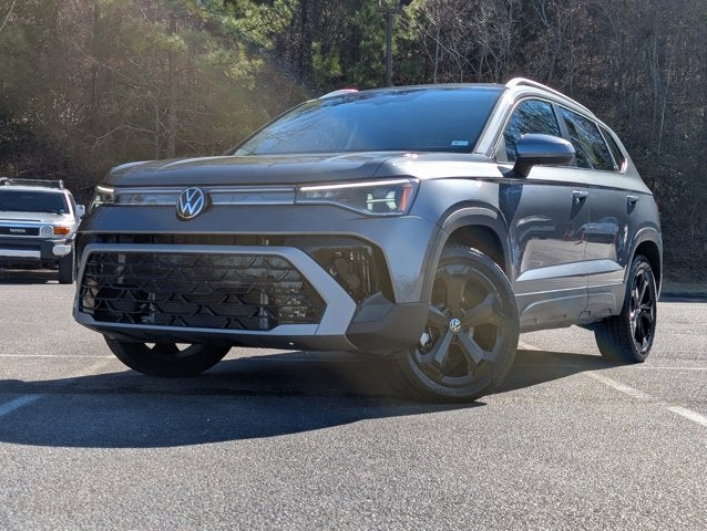 2025 Volkswagen Taos SEL