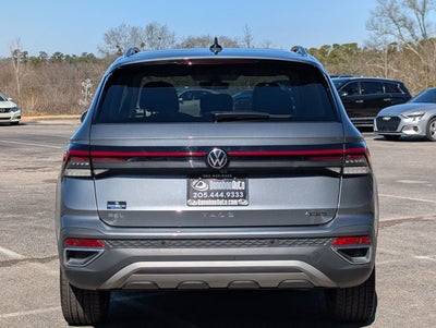 2025 Volkswagen Taos SEL